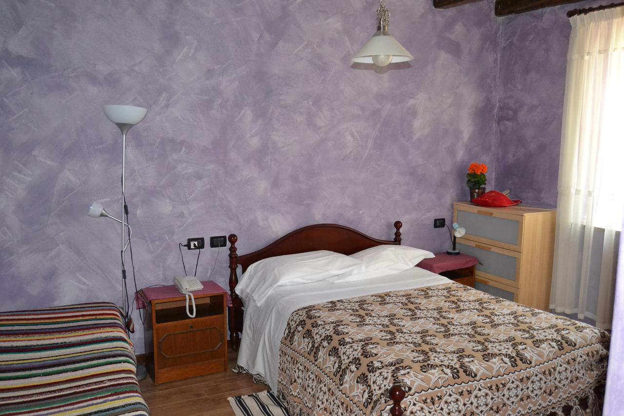 Agriturismo Ca Del Buco Hotel Monte San Giovanni  Pokój zdjęcie